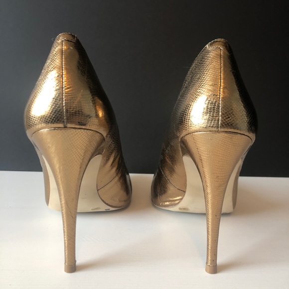 BCBGeneration Bronze Heels US 10 - Picture 5 of 10